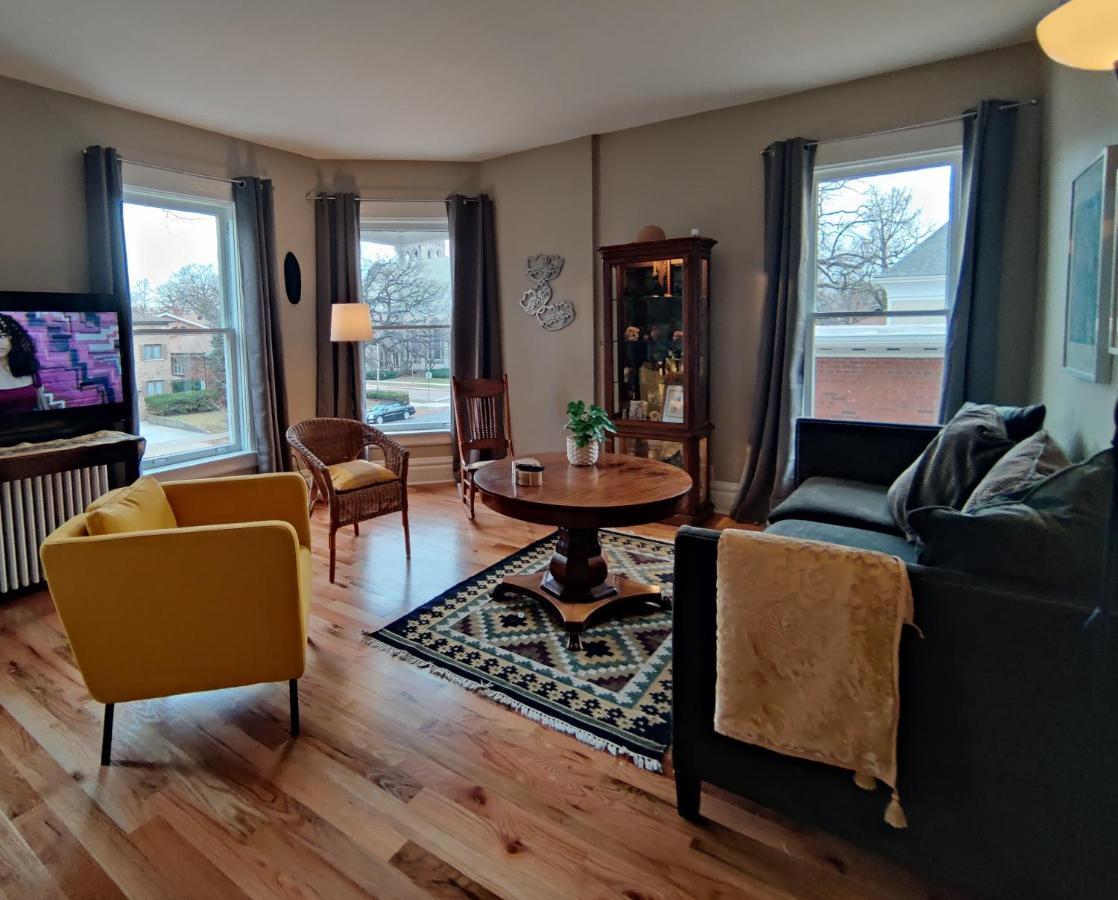 Historic Oak Park Home For 6 / Hemingway District Екстериор снимка